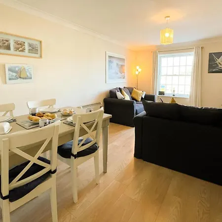 Tatil Evi Scott Court, The Moorings *